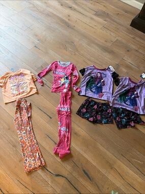 Girls' Pink Character Pajama Set - Soft Sleepwear